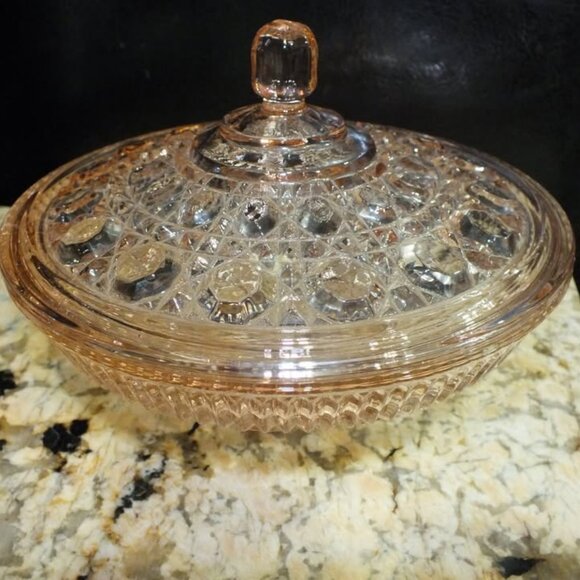 Vintage Indiana Glass Windsor Light Pink Glass Candy Dish with Lid - Picture 1 of 4